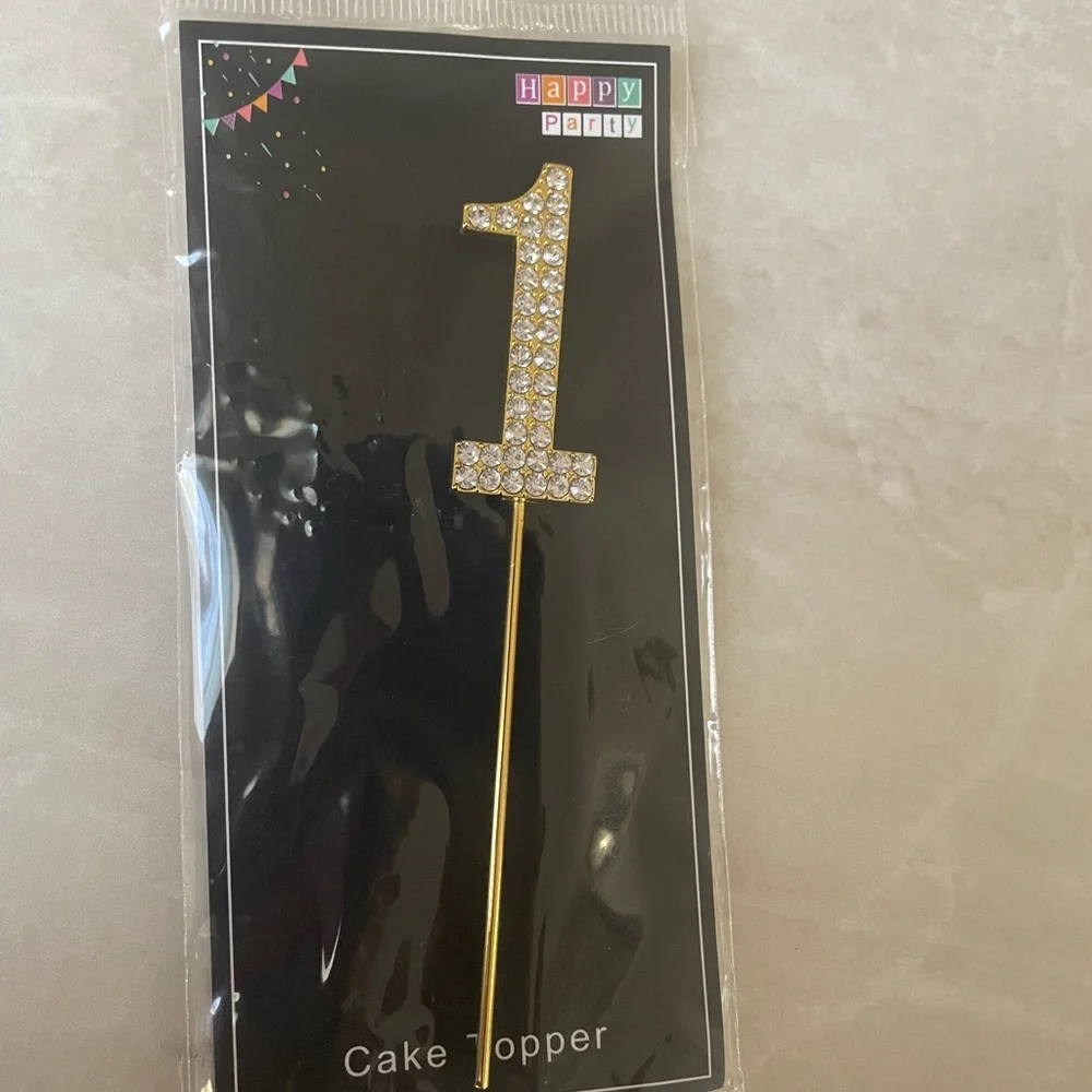 Small cake topper #1